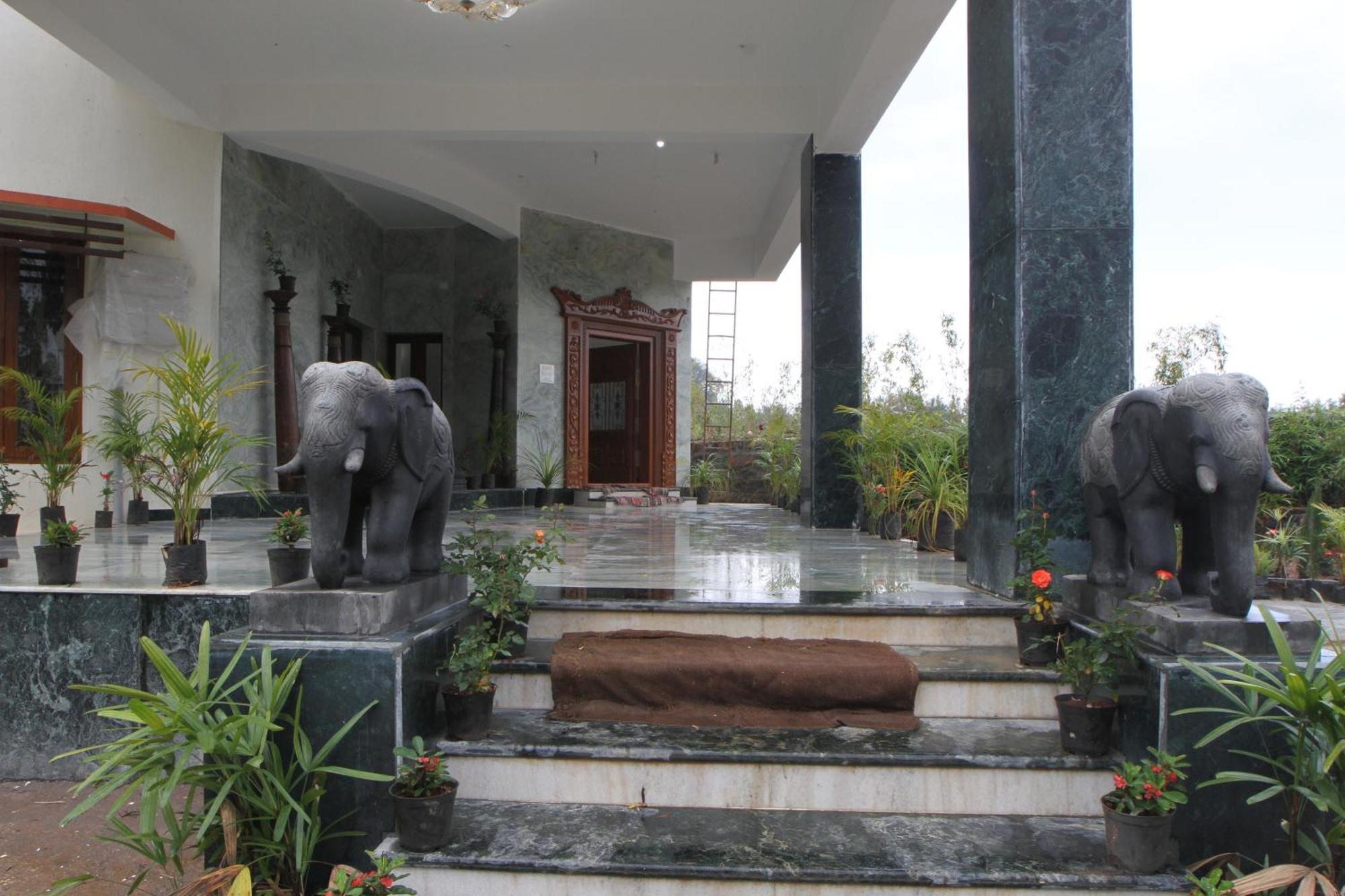 Coastal Grand Mahendravanam - Kolli Hills Extérieur photo